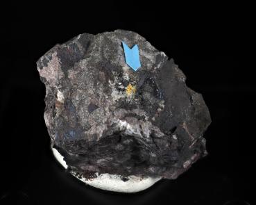 Pyrobelonite